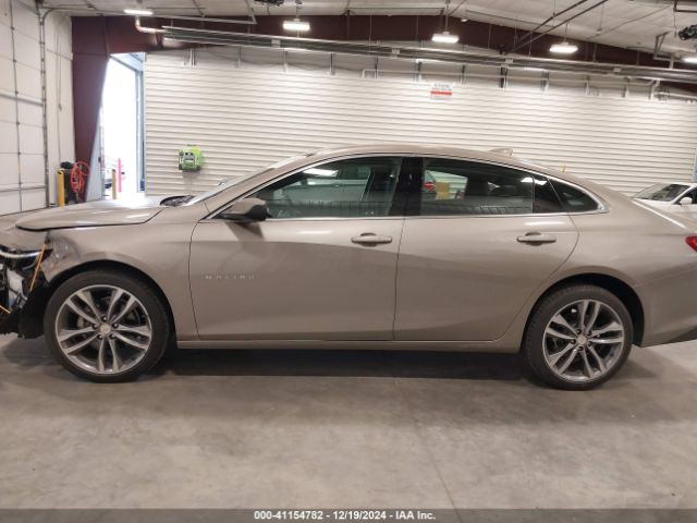1G1ZD5ST8SF151158 Chevrolet Malibu Fwd 1lt