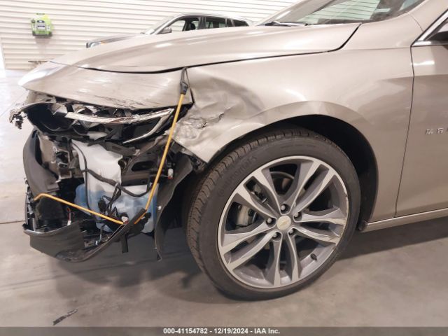 1G1ZD5ST8SF151158 Chevrolet Malibu Fwd 1lt