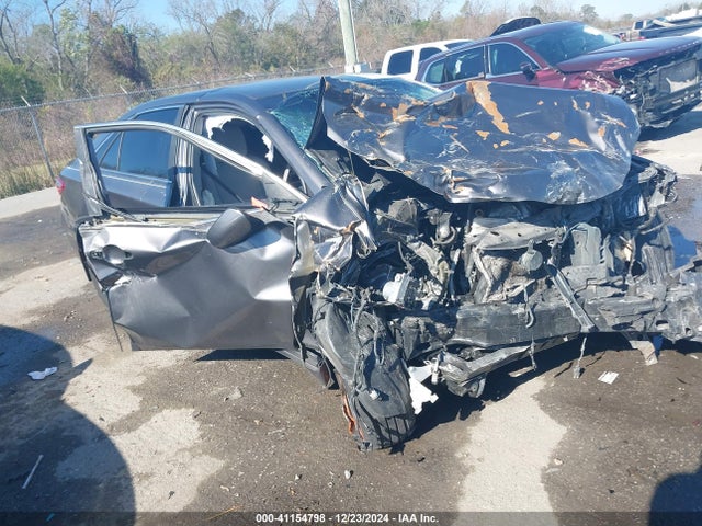 Toyota CAMRY LE 2017 4T1BF1FKXHU404512 Image 1