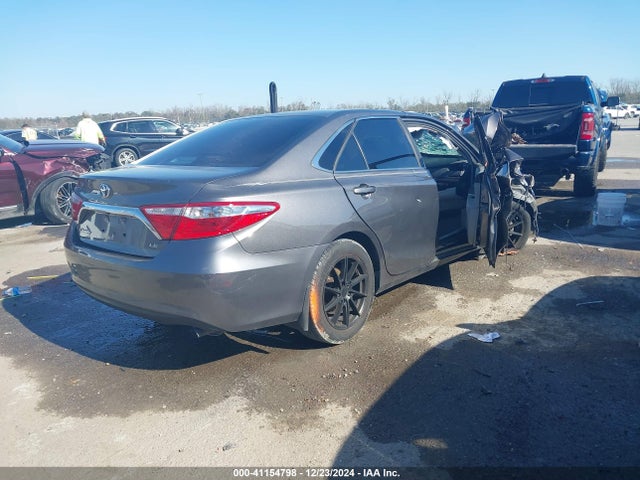 Toyota CAMRY LE 2017 4T1BF1FKXHU404512 Image 4