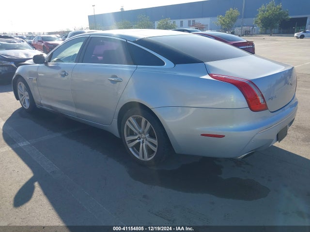 Aukcja sprzedaży 2011 Jaguar Xj Xjl, vin: SAJWA2GB5BLV14939, numer aukcji: 41154805