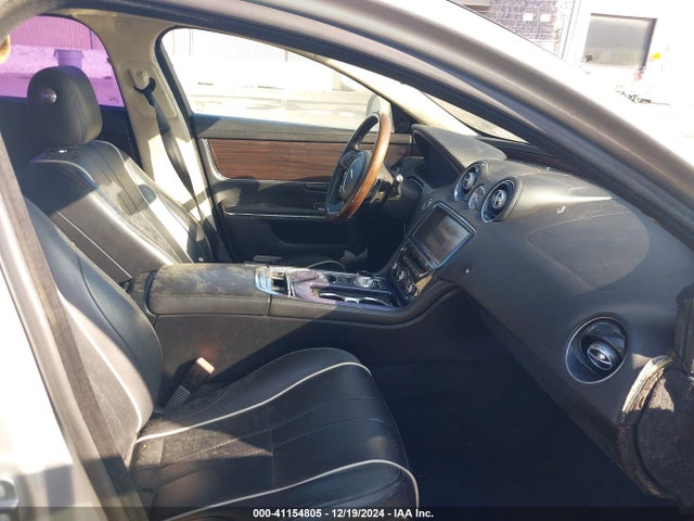 Aukcja sprzedaży 2011 Jaguar Xj Xjl, vin: SAJWA2GB5BLV14939, numer aukcji: 41154805