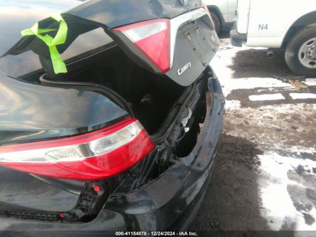 4T1BD1FK2HU208411 Toyota Camry Hybrid Le