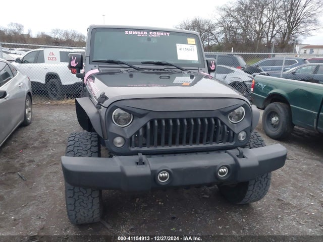 1C4BJWDG3HL558841 Jeep Wrangler Unlimited Sport 4x4