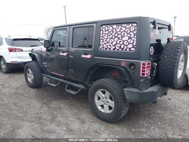 1C4BJWDG3HL558841 Jeep Wrangler Unlimited Sport 4x4