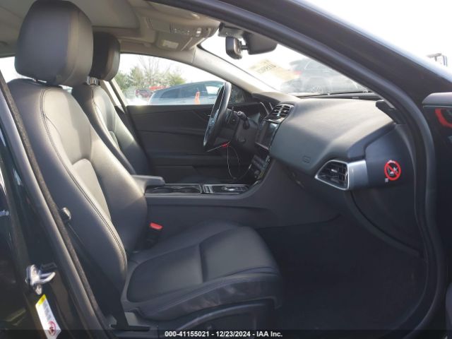 SAJAJ4BV5HA967227 Jaguar Xe 35t Premium