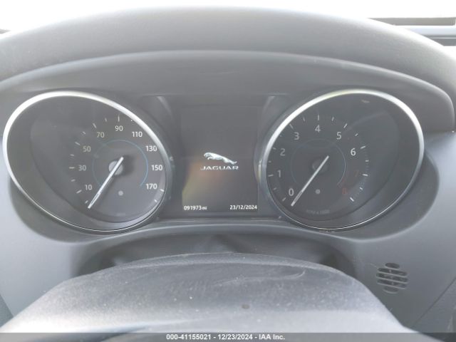 SAJAJ4BV5HA967227 Jaguar Xe 35t Premium