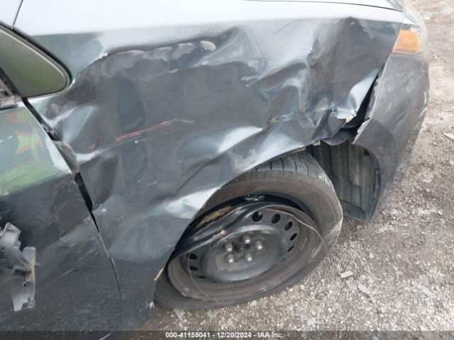 2T1BURHE0JC976806 Toyota COROLLA LE