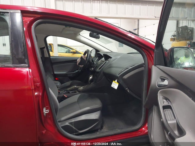 Ford FOCUS SE 2014 1FADP3F2XEL200113 Image 5