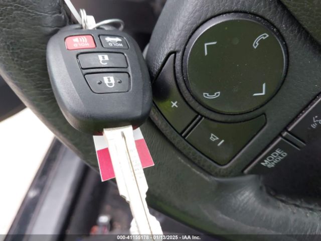 2T1BURHE2HC854135 Toyota COROLLA SE