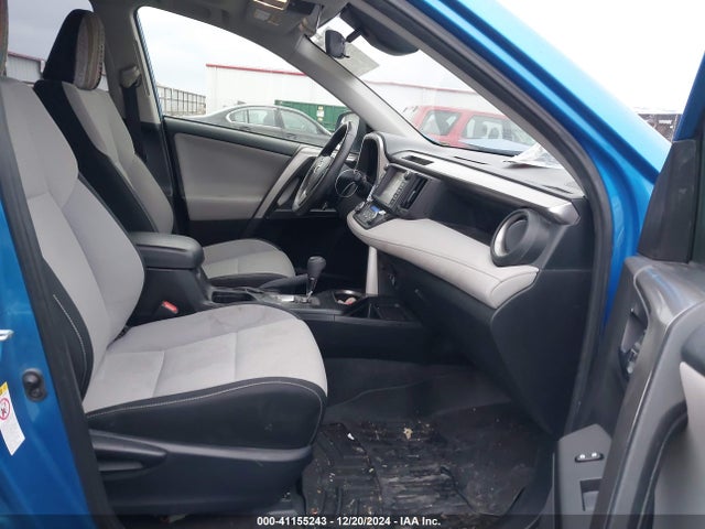Toyota Rav4 Xle 2017 JTMRFREV2HD198454 Image 5