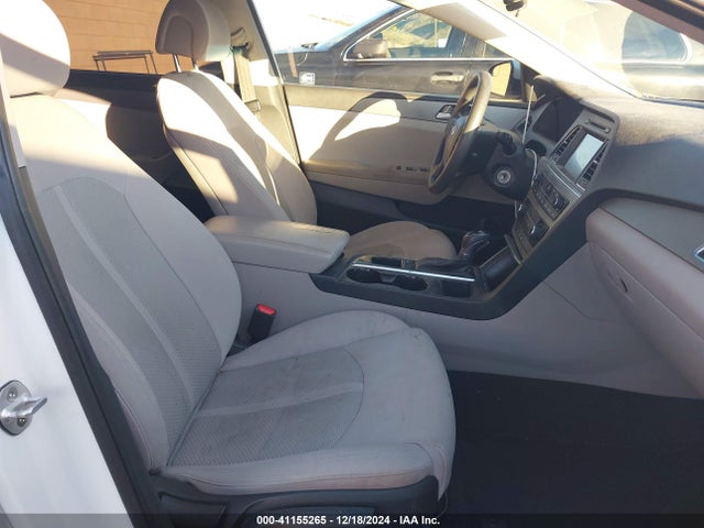 Hyundai SONATA SE 2016 5NPE24AF5GH387586 Image 5