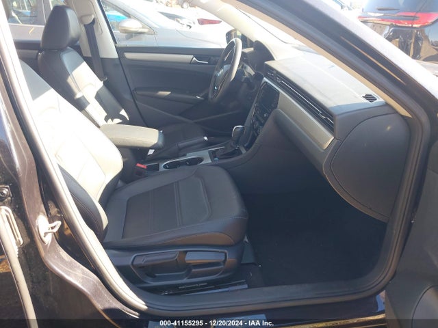1VWSA7A38NC000242 Volkswagen Passat 2.0t Se
