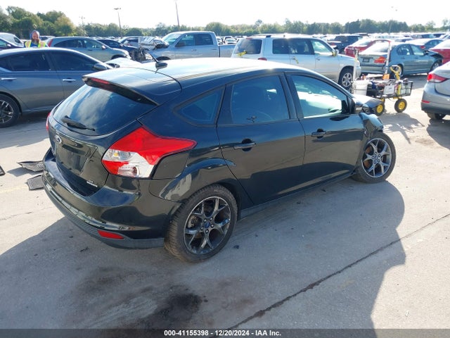 1FADP3K24EL203823 Ford FOCUS SE