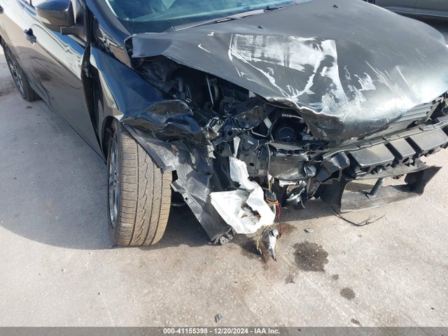 1FADP3K24EL203823 Ford FOCUS SE