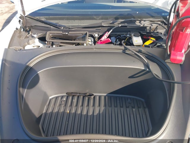 2025 TESLA MODEL 3 5YJ3E1EA2SF888390 Photo 9