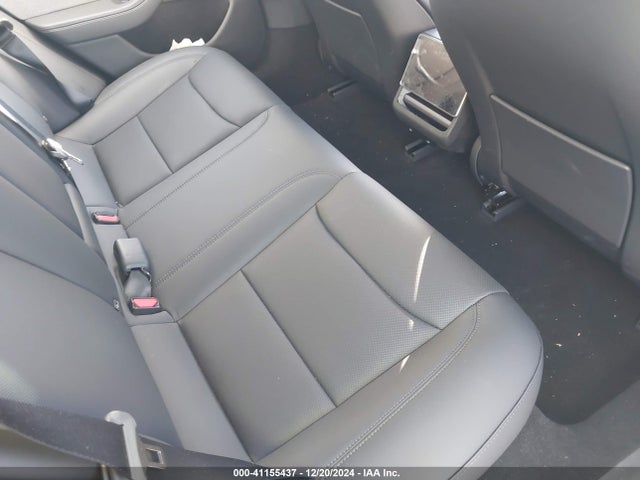 2025 TESLA MODEL 3 5YJ3E1EA2SF888390 Photo 7