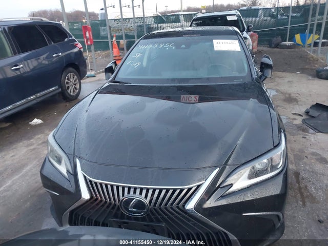 58ABZ1B19KU013386 Lexus ES 350