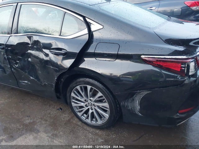 58ABZ1B19KU013386 Lexus ES 350