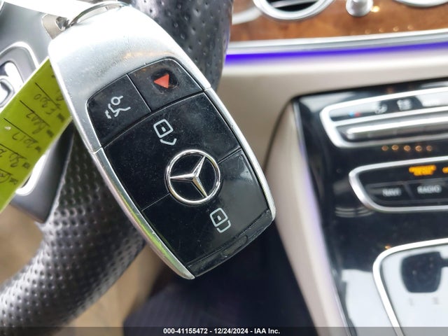 WDDZF4KB8HA012940 Mercedes-Benz E 300 4matic