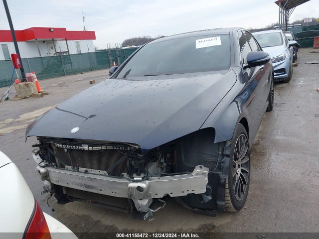 WDDZF4KB8HA012940 Mercedes-Benz E 300 4matic