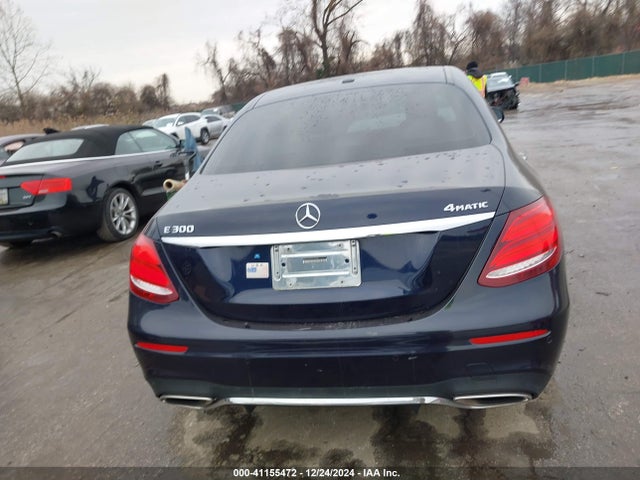 WDDZF4KB8HA012940 Mercedes-Benz E 300 4matic