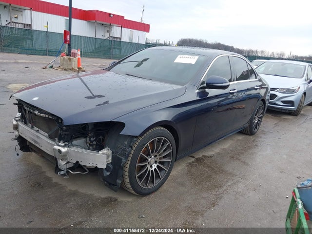 WDDZF4KB8HA012940 Mercedes-Benz E 300 4matic