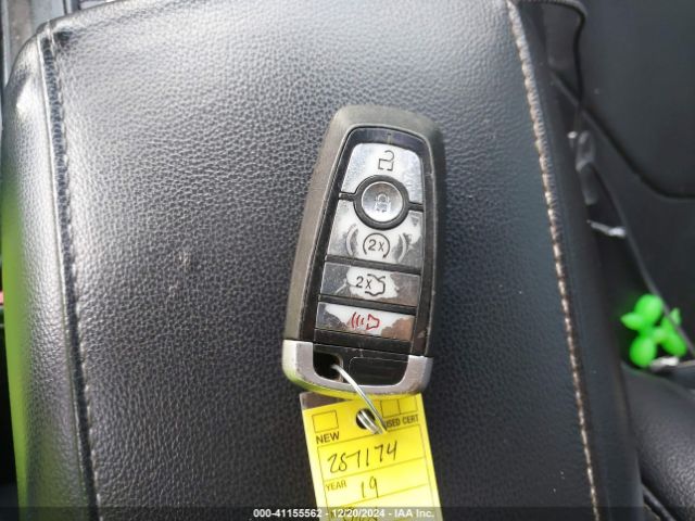 3FA6P0RU2KR139373 Ford Fusion Hybrid Titanium