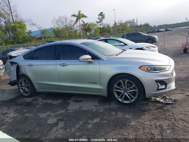 3FA6P0RU2KR139373 Ford Fusion Hybrid Titanium