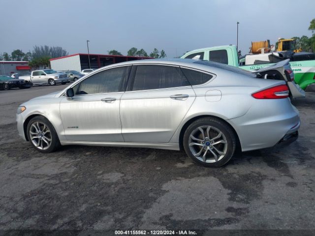 3FA6P0RU2KR139373 Ford Fusion Hybrid Titanium