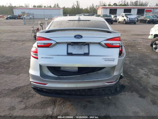 3FA6P0RU2KR139373 Ford Fusion Hybrid Titanium