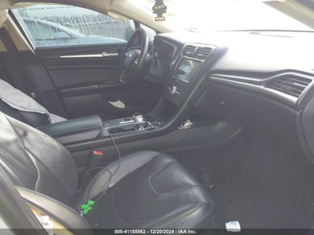 3FA6P0RU2KR139373 Ford Fusion Hybrid Titanium