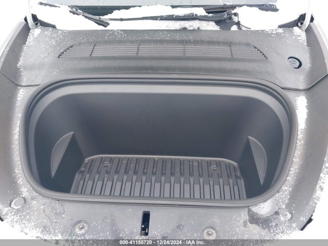 2022 TESLA MODEL Y 7SAYGDEF6NF510920 Photo 9