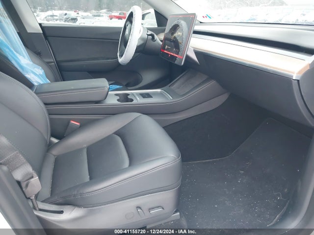2022 TESLA MODEL Y 7SAYGDEF6NF510920 Photo 4