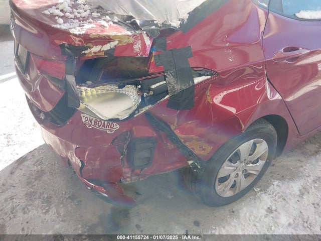 5NPDH4AE9GH768763 Hyundai ELANTRA SE
