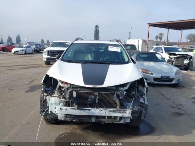 2T3RFREV2JW733310 Toyota Rav4 Adventure/xle