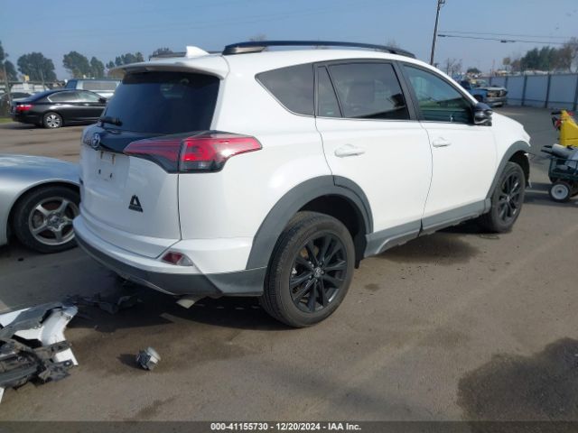 2T3RFREV2JW733310 Toyota Rav4 Adventure/xle