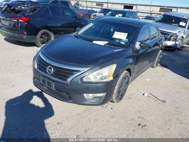 Nissan Altima 2.5 S 2014 1N4AL3AP4EN227376 Image 2