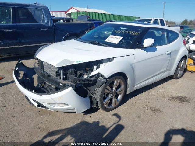 KMHTC6AD9HU321835 Hyundai Veloster Value Edition