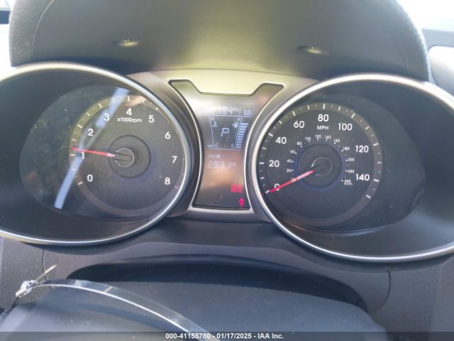 KMHTC6AD9HU321835 Hyundai Veloster Value Edition