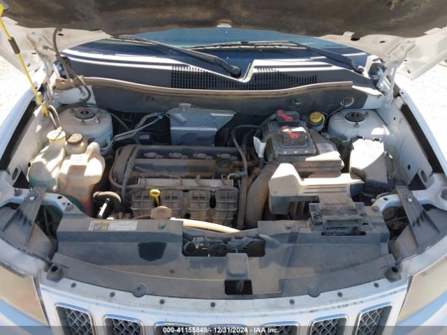 1C4NJCEA2GD744319 Jeep Compass Latitude