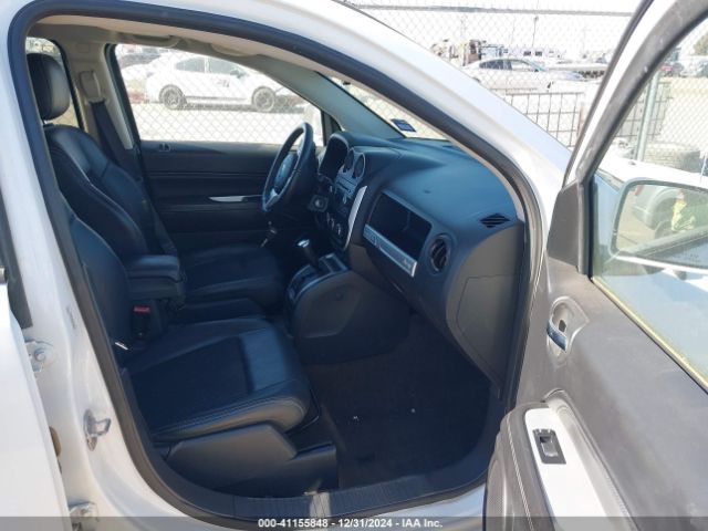 1C4NJCEA2GD744319 Jeep Compass Latitude