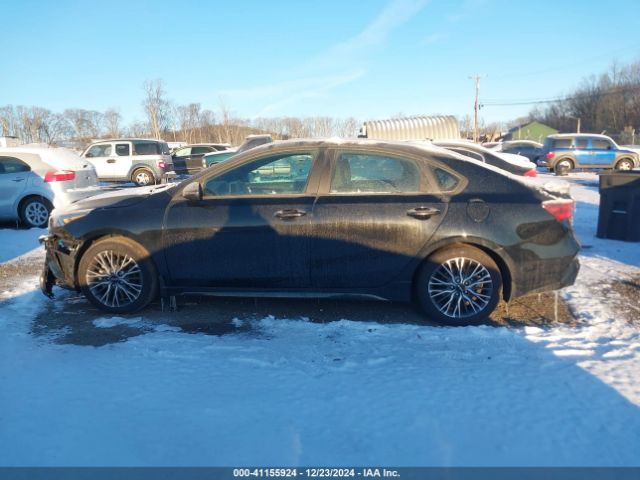 3KPF54AD7NE504872 KIA Forte Gt-line