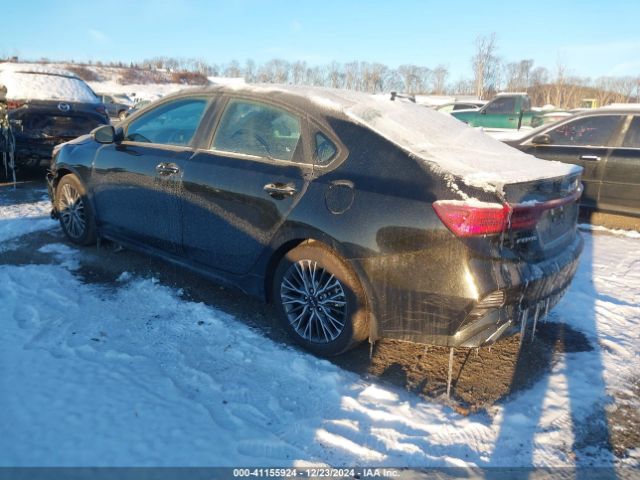 3KPF54AD7NE504872 KIA Forte Gt-line