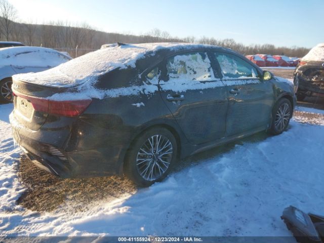 3KPF54AD7NE504872 KIA Forte Gt-line