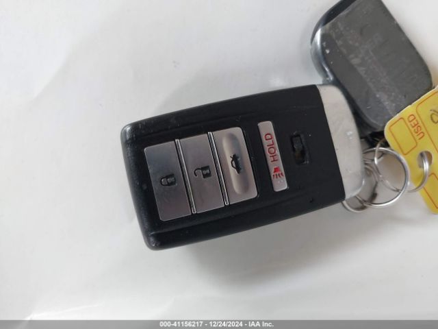 JH4KC1F93EC003507 Acura RLX
