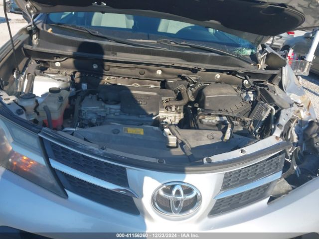 2T3WFREVXEW113233 Toyota Rav4 Xle