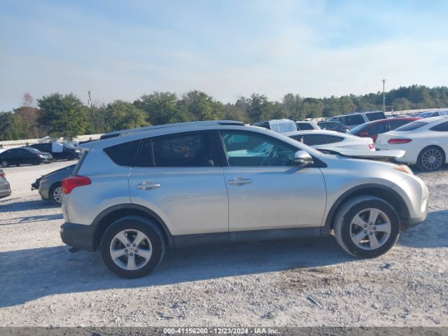 2T3WFREVXEW113233 Toyota Rav4 Xle