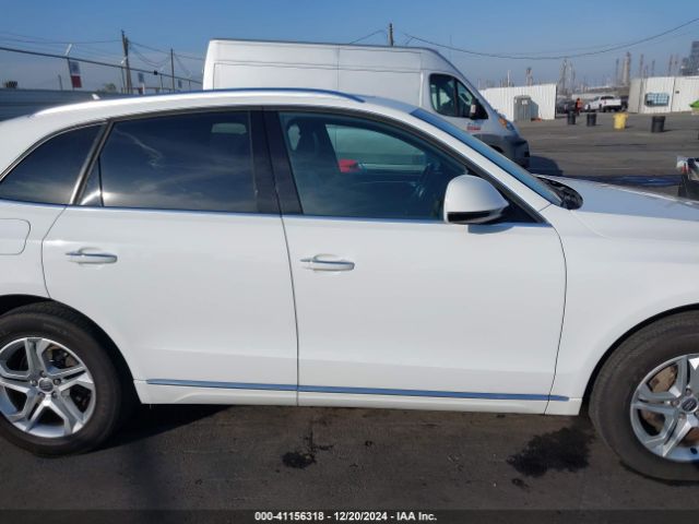 WA1LFAFP9FA124738 Audi Q5 2.0t Premium