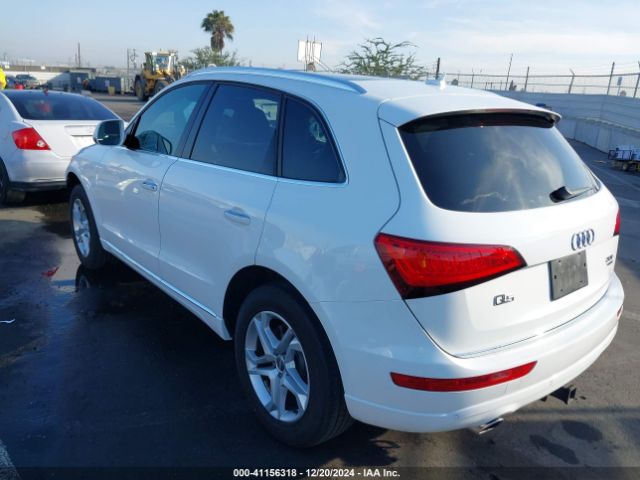 WA1LFAFP9FA124738 Audi Q5 2.0t Premium